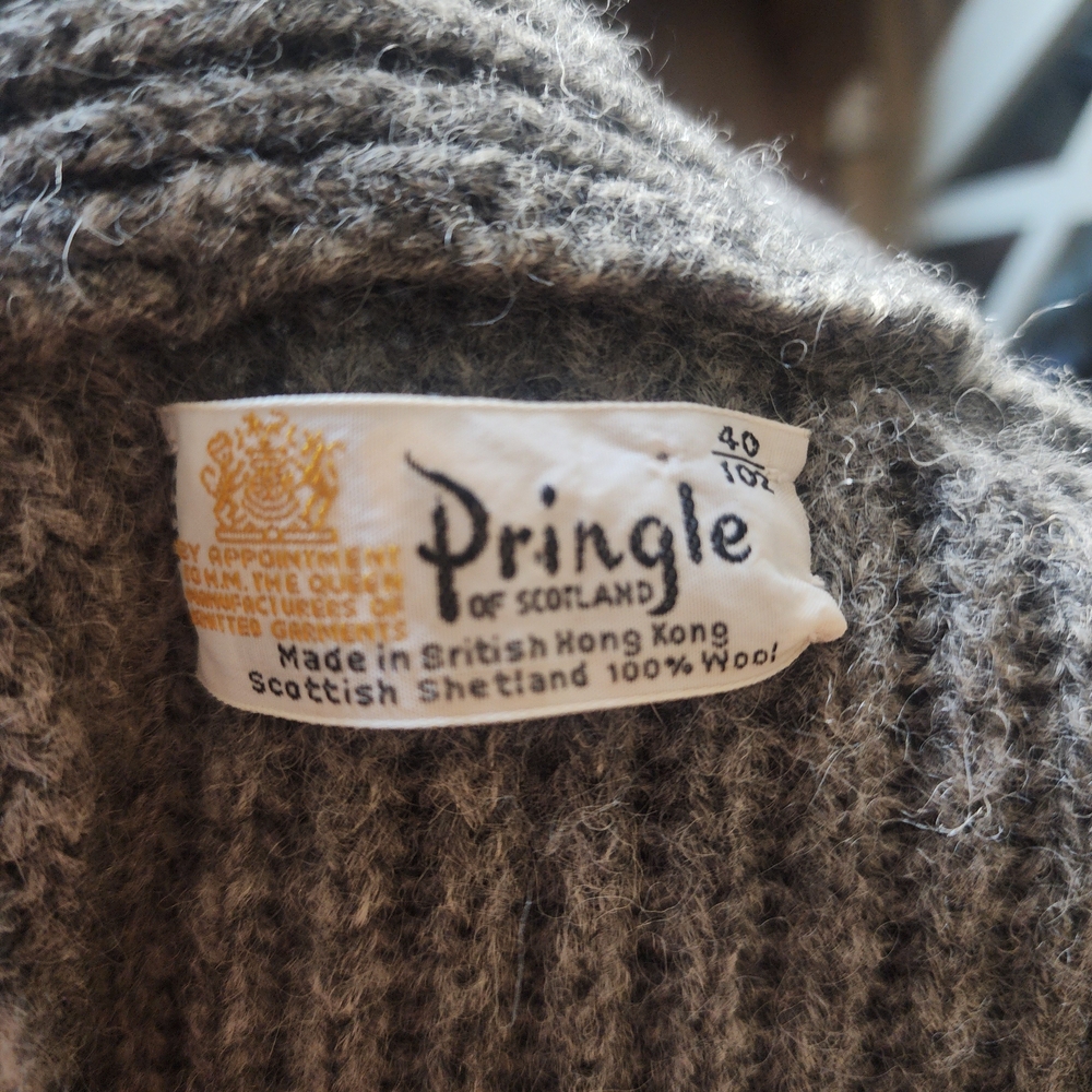 Pringle of Scotland Ribbed Wool Shawl Collar Cardigan | Heritage Button Sweater - Picture 7 of 9